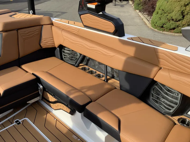 Slide: The Image of Nautique Super Air Nautique G23 2025 - 20