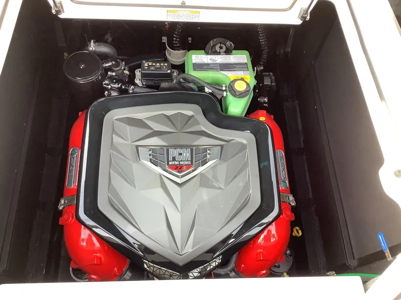 Slide: The Image of Nautique Super Air Nautique G23 2025 - 42