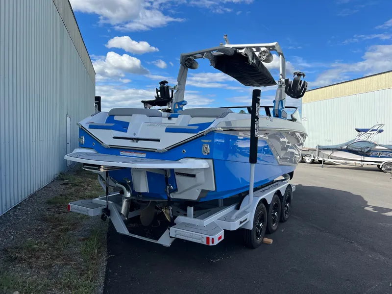 Slide: The Image of Nautique G23 2024 - 6