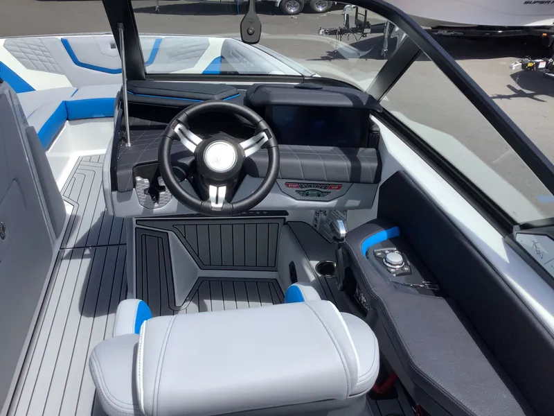 Slide: The Image of Nautique G23 2024 - 7