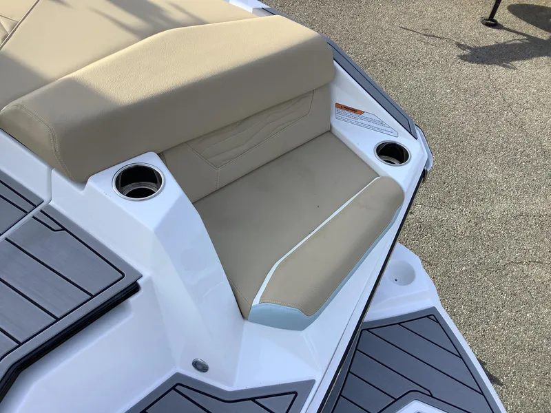 Slide: The Image of Nautique G25 2025 - 13