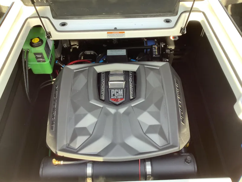 Slide: The Image of Nautique G25 2025 - 27