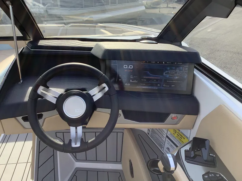 Slide: The Image of Nautique G25 2025 - 34