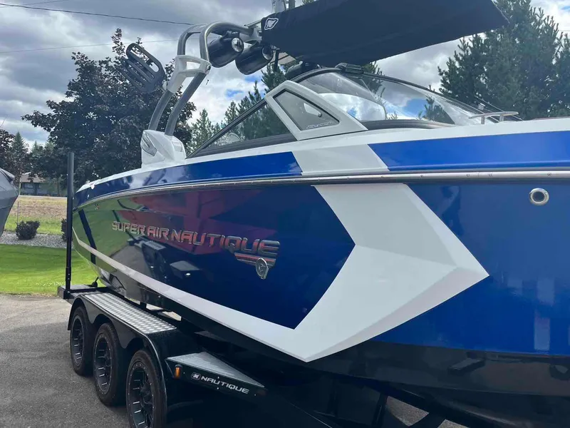 Slide: The Image of Nautique G25 2016 - 10