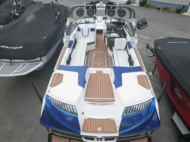 Slide: The Image of Nautique G25 2016 - 14