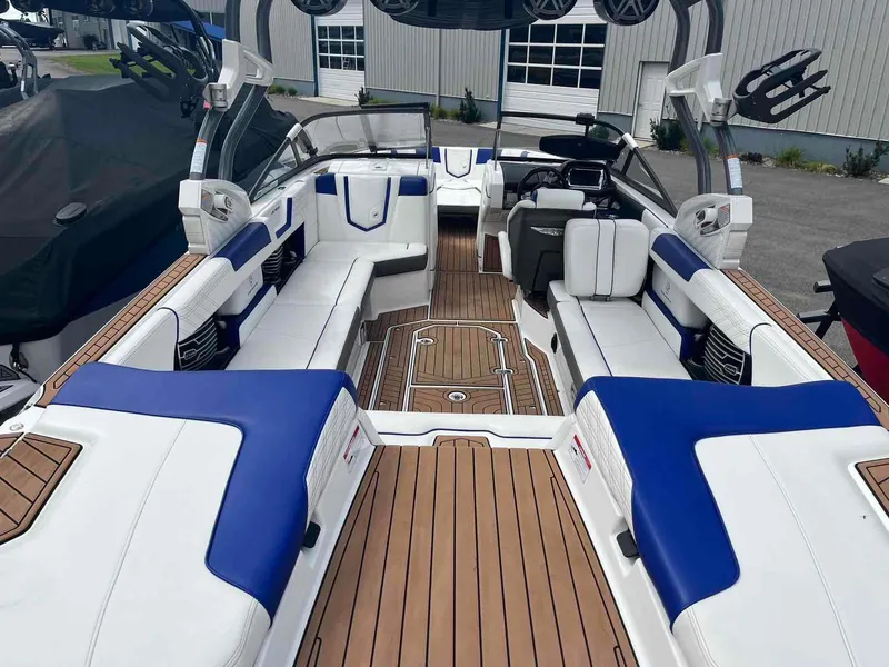 Slide: The Image of Nautique G25 2016 - 15