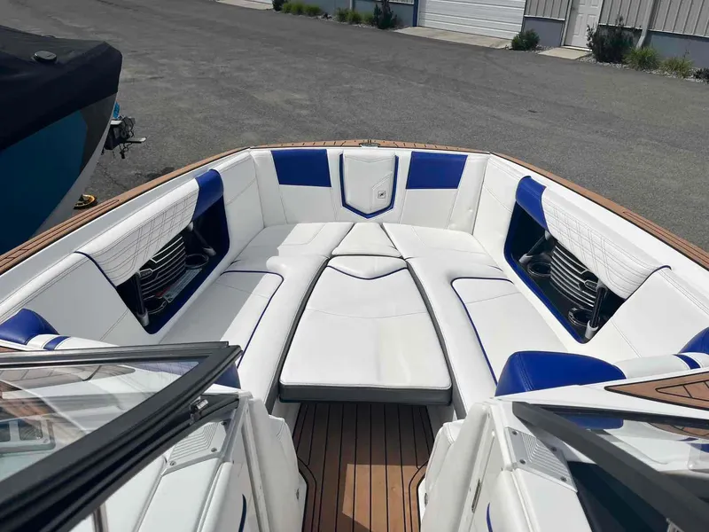 Slide: The Image of Nautique G25 2016 - 24