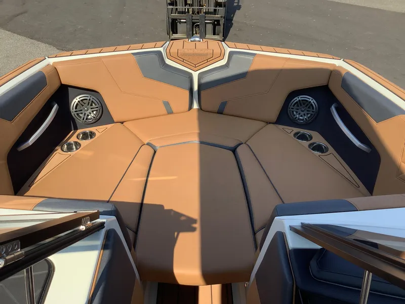 Slide: The Image of Nautique Super Air Nautique GS22 2024 - 10