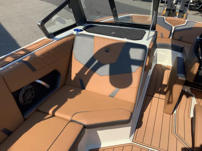 Slide: The Image of Nautique Super Air Nautique GS22 2024 - 14