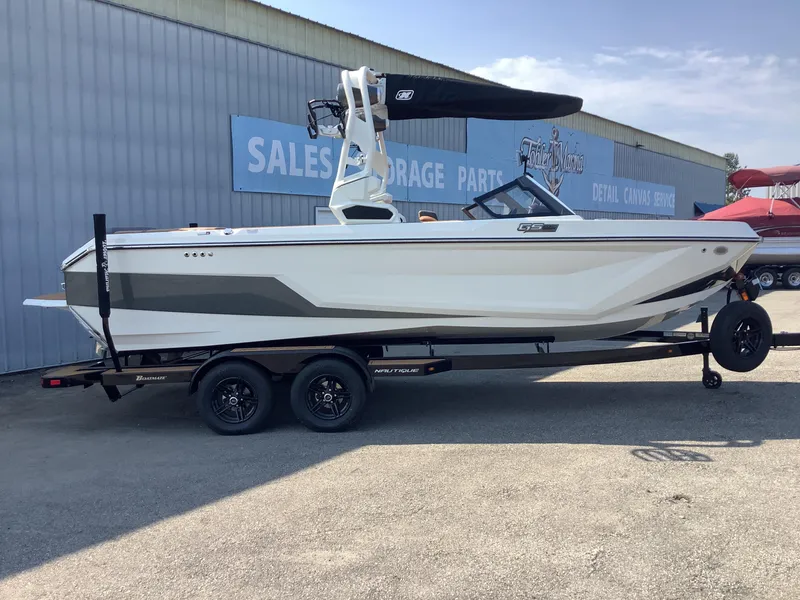 Slide: The Image of Nautique Super Air Nautique GS22 2024 - 3