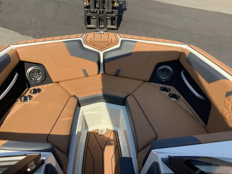 Slide: The Image of Nautique Super Air Nautique GS22 2024 - 9