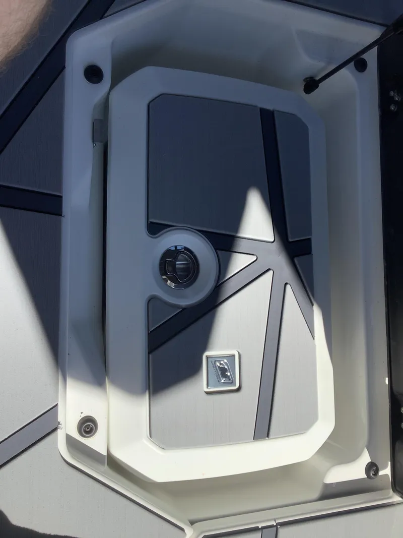 Slide: The Image of Correct Craft Super Air Nautique G23 Paragon 2024 - 13