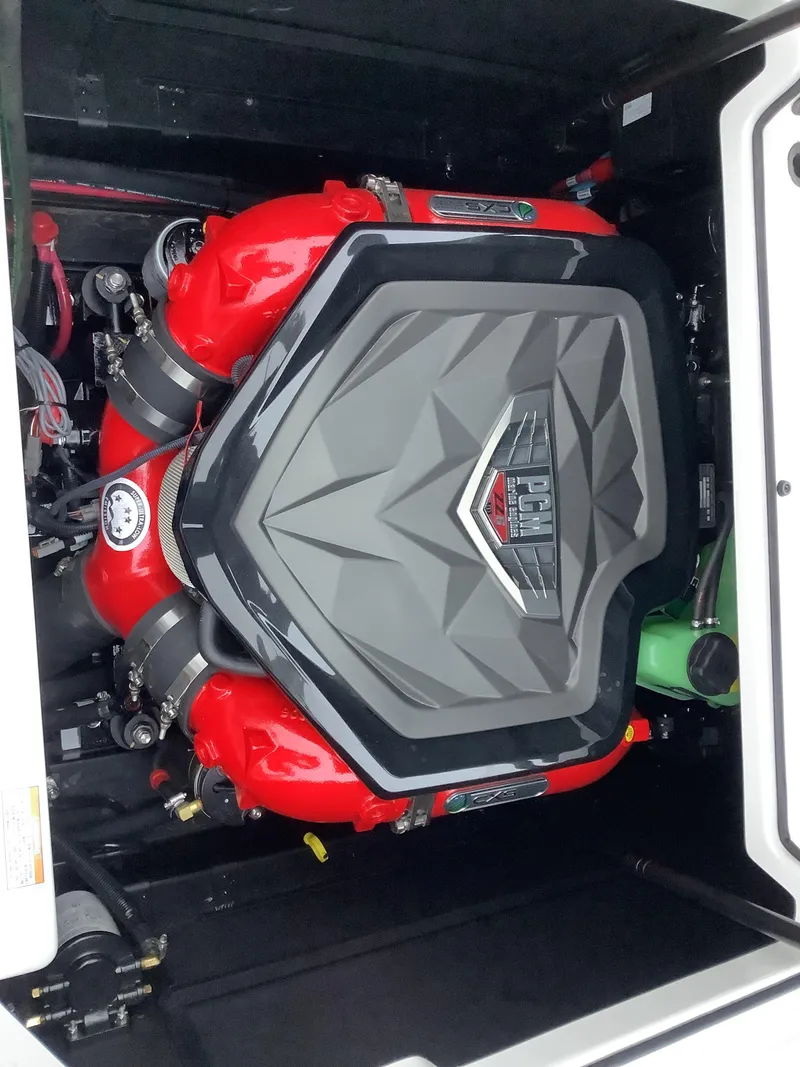 Slide: The Image of Nautique Super Air Nautique S25 2024 - 13