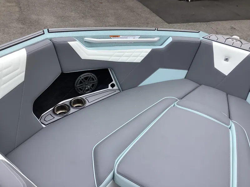 Slide: The Image of Nautique Super Air Nautique S25 2024 - 19