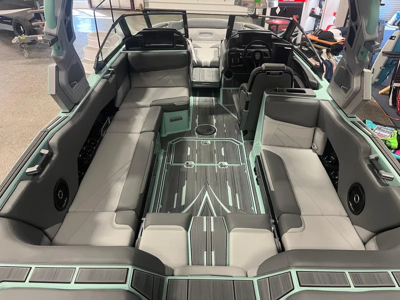 Slide: The Image of Supra SL 2024 - 10