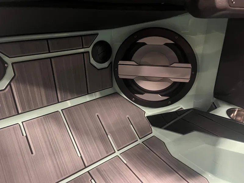 Slide: The Image of Supra SL 2024 - 28