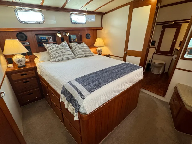 Slide: The Image of Dettling 51 Express Cruiser 2003 - 50