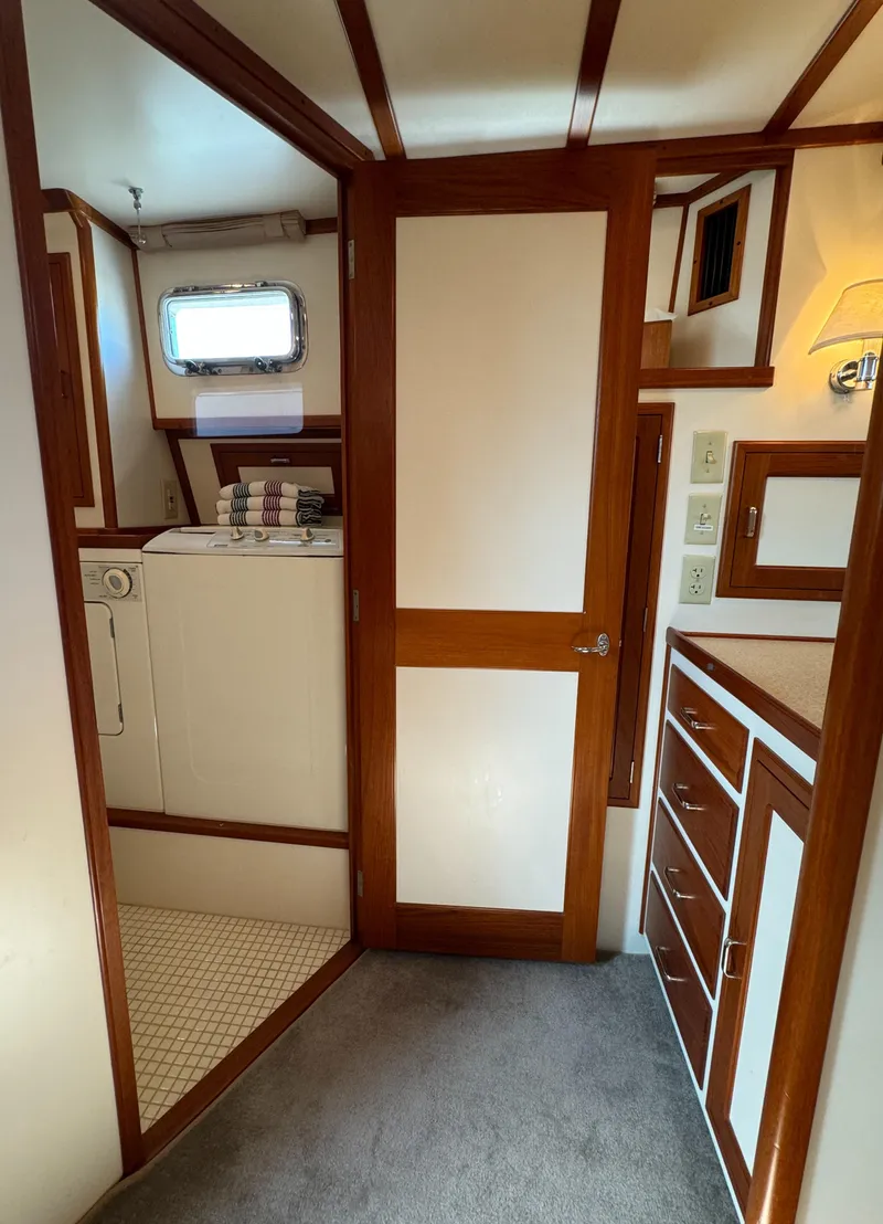 Slide: The Image of Dettling 51 Express Cruiser 2003 - 64