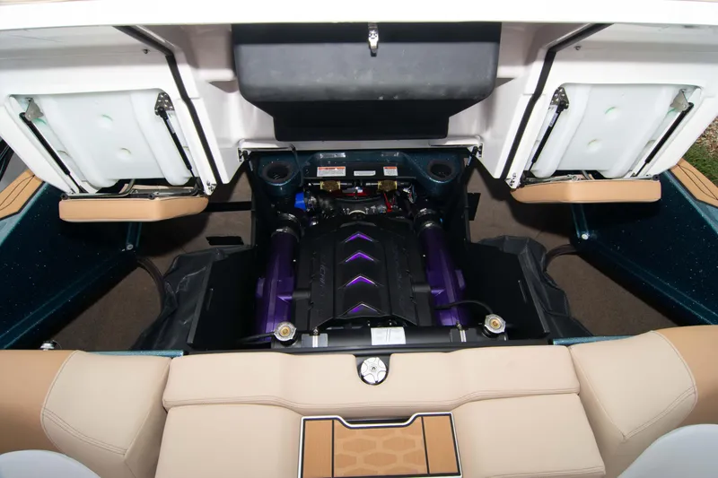 Slide: The Image of MasterCraft X26 2025 - 59