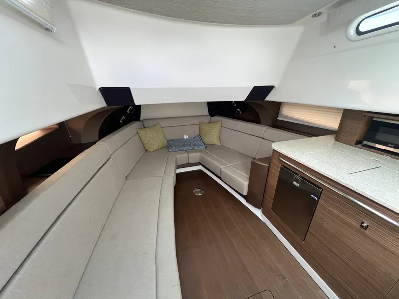 Slide: The Image of Boston Whaler 420 Outrage 2023 - 21