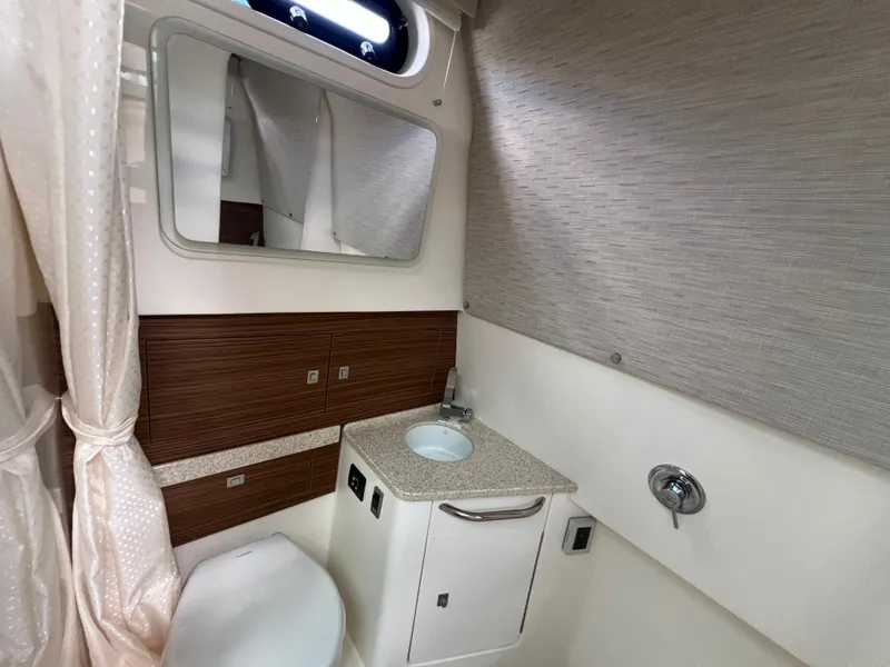 Slide: The Image of Boston Whaler 420 Outrage 2023 - 25