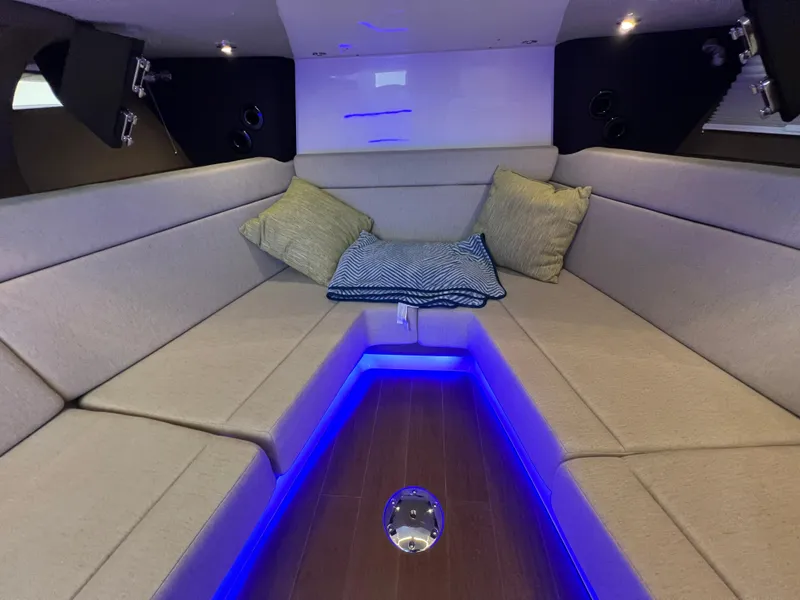 Slide: The Image of Boston Whaler 420 Outrage 2023 - 47