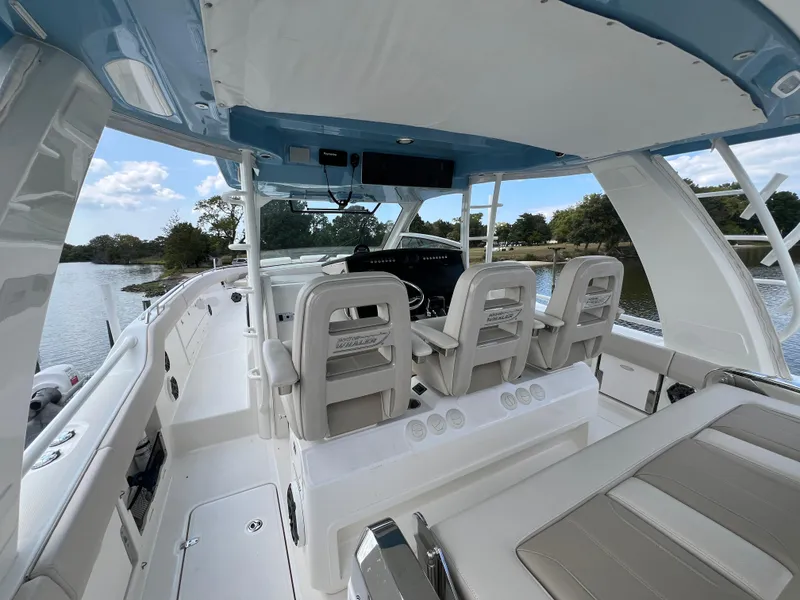 Slide: The Image of Boston Whaler 420 Outrage 2023 - 5