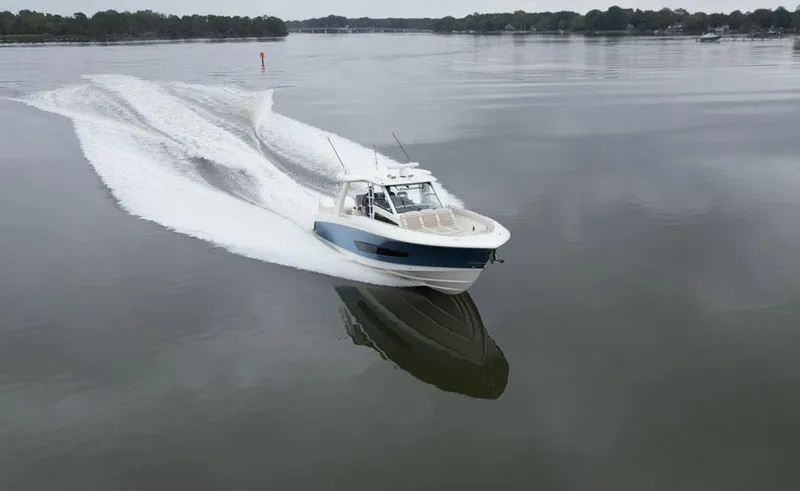 Slide: The Image of Boston Whaler 420 Outrage 2023 - 71