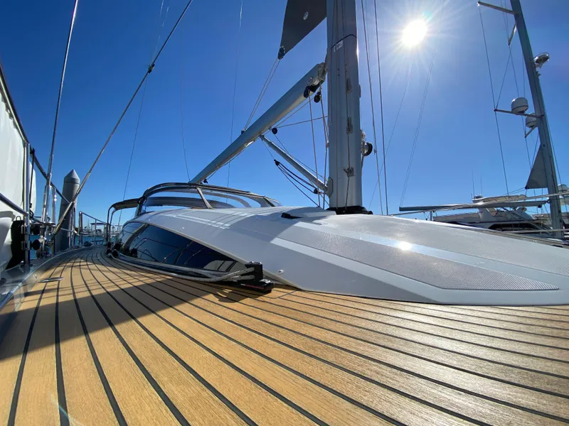 Slide: The Image of Jeanneau 64 2019 - 17