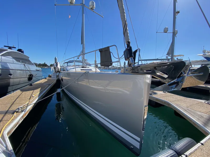 Slide: The Image of Jeanneau 64 2019 - 18