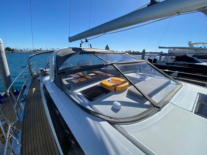 Slide: The Image of Jeanneau 64 2019 - 37
