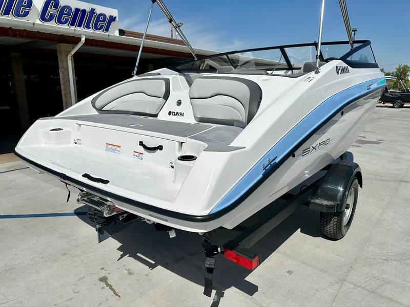 Slide: The Image of Yamaha SX190 2025 - 8