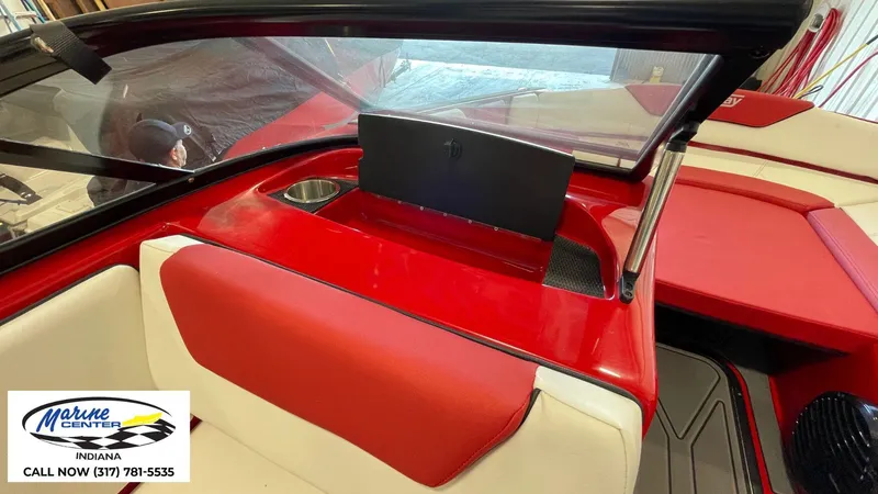 Slide: The Image of Heyday Wake Boats WT-2DC 2023 - 3