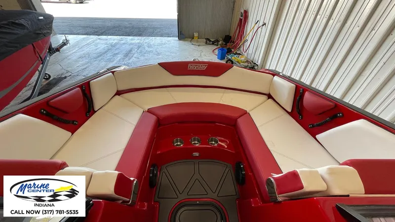 Slide: The Image of Heyday Wake Boats WT-2DC 2023 - 4