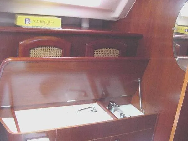 Slide: The Image of Vberth Vanity Lid Raised - 15