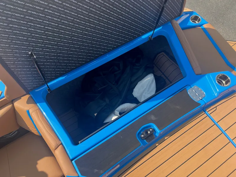 Slide: The Image of Nautique G25 2026 - 32