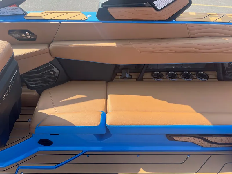 Slide: The Image of Nautique G25 2026 - 19