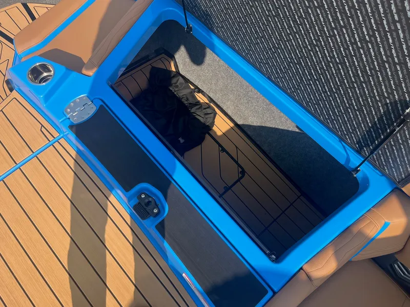 Slide: The Image of Nautique G25 2026 - 33