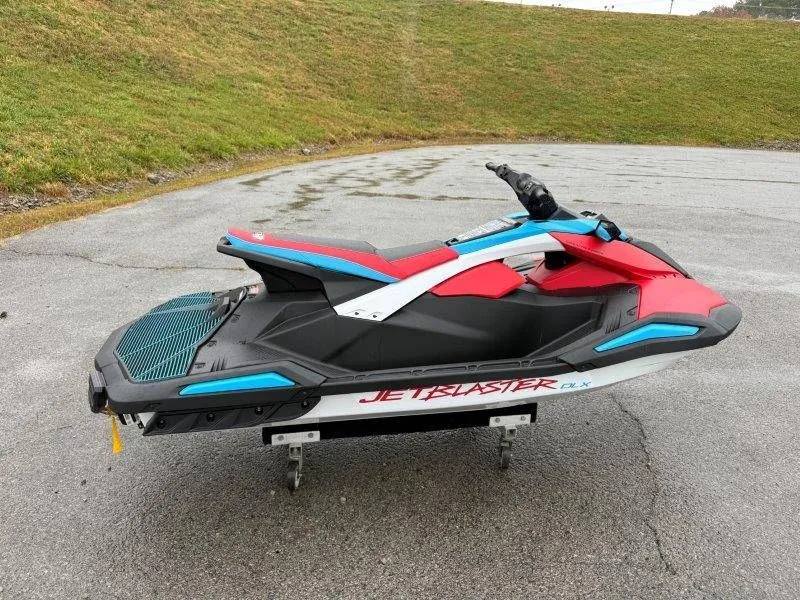 Slide: The Image of Yamaha Waverunner Jet Blaster DLX 3UP 2025 - 39