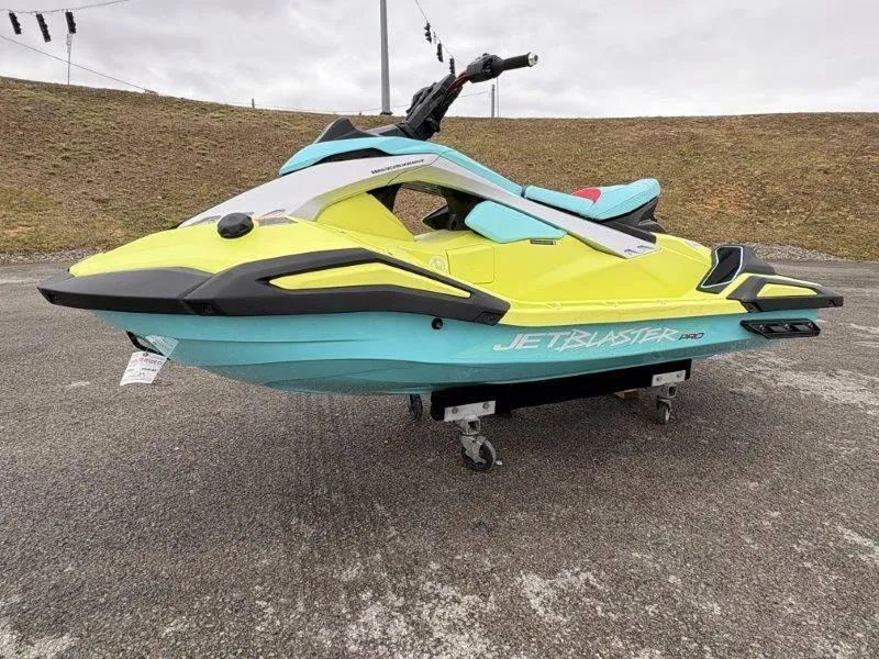 The Image of Yamaha Waverunner Jet Blaster PRO 2UP 2025 - 1