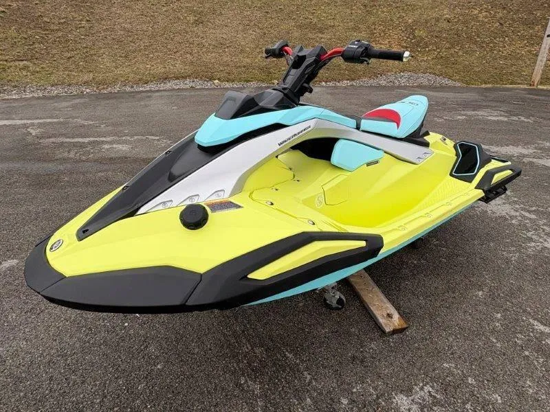 Slide: The Image of Yamaha Waverunner Jet Blaster PRO 2UP 2025 - 18