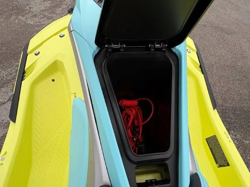 Slide: The Image of Yamaha Waverunner Jet Blaster PRO 2UP 2025 - 26