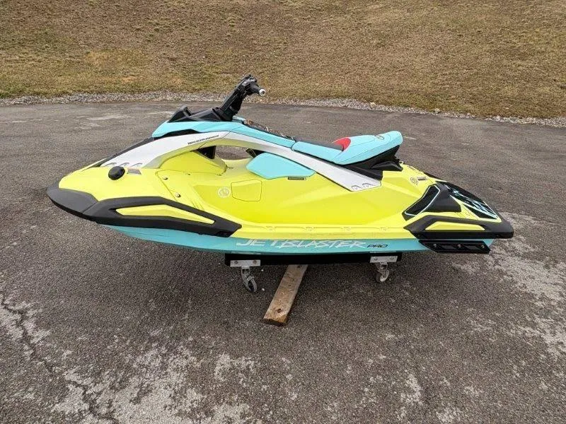 Slide: The Image of Yamaha Waverunner Jet Blaster PRO 2UP 2025 - 31