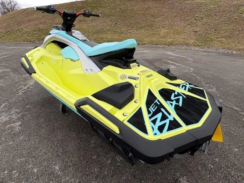 Slide: The Image of Yamaha Waverunner Jet Blaster PRO 2UP 2025 - 4
