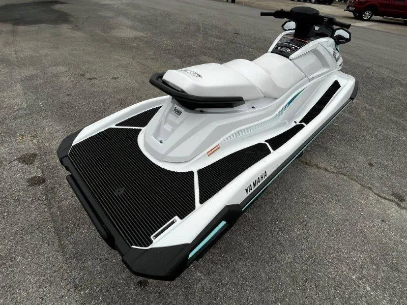 Slide: The Image of Yamaha Waverunner VX 2025 - 11