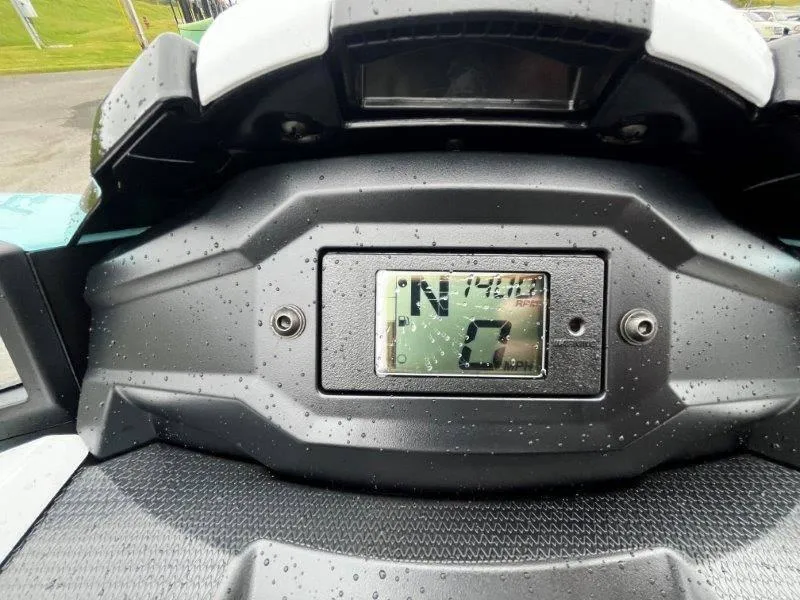 Slide: The Image of Yamaha Waverunner VX 2025 - 14