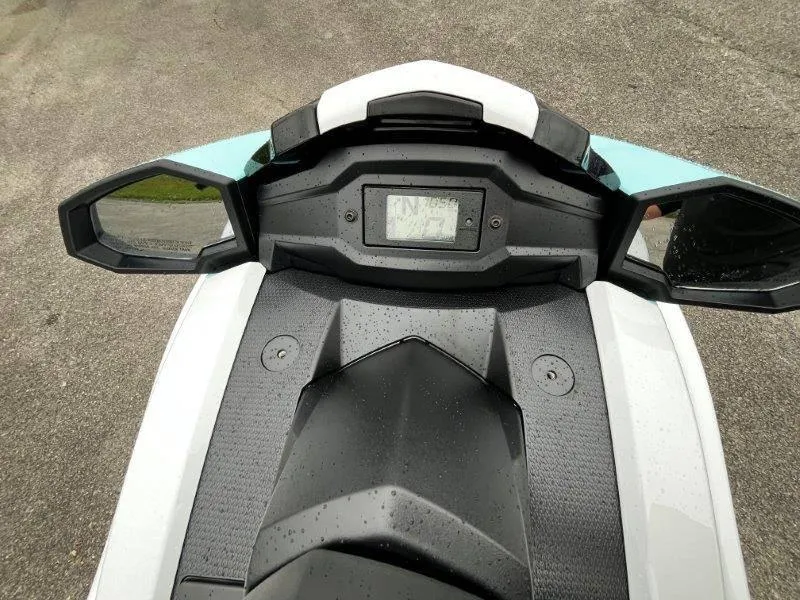 Slide: The Image of Yamaha Waverunner VX 2025 - 20