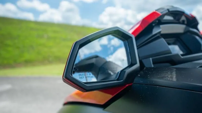 Slide: The Image of Yamaha WAVERUNNER VX DELUXE 2025 - 11