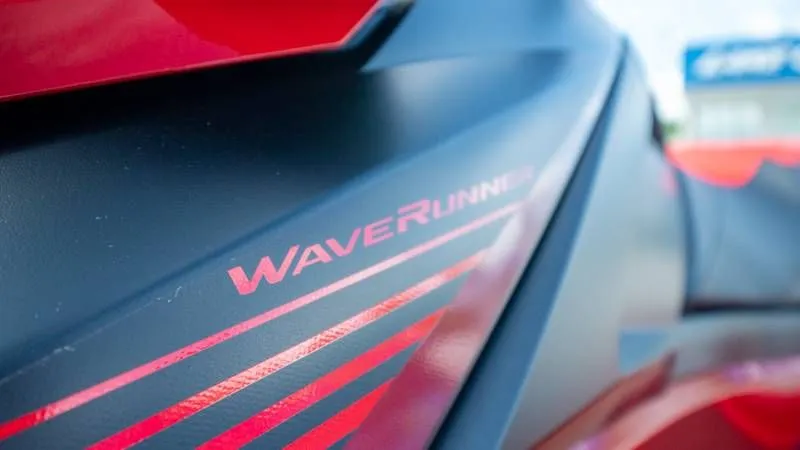 Slide: The Image of Yamaha WAVERUNNER VX DELUXE 2025 - 16