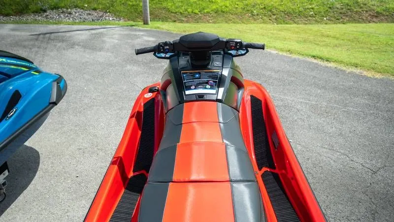 Slide: The Image of Yamaha WAVERUNNER VX DELUXE 2025 - 3